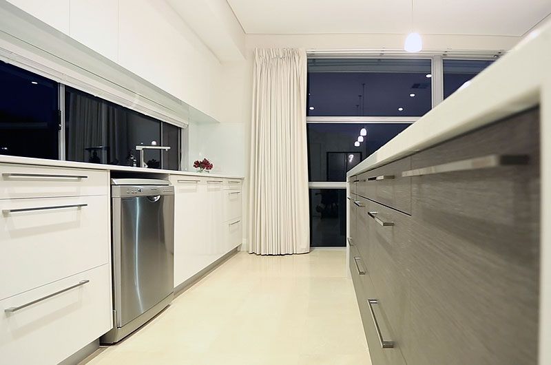 custom-applecross-kitchen.jpg